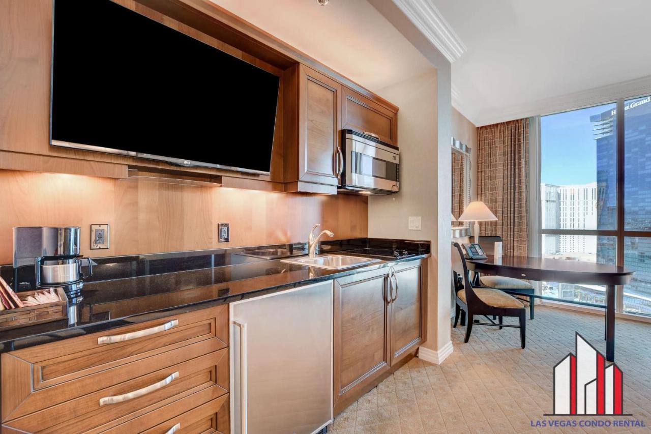 Mgm Signature-22-703 Strip View Jacuzzi Studio Las Vegas Buitenkant foto
